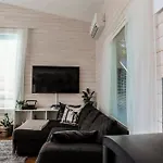 Villa Aurinkoranta Moekki Merenrannalla!