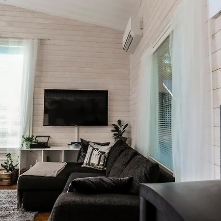 别墅 Aurinkoranta Moekki Merenrannalla!