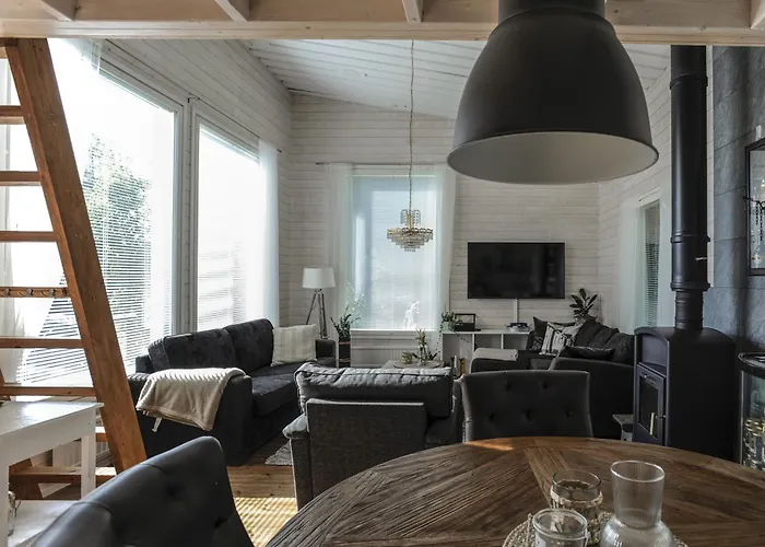 Вилла Aurinkoranta Moekki Merenrannalla! *